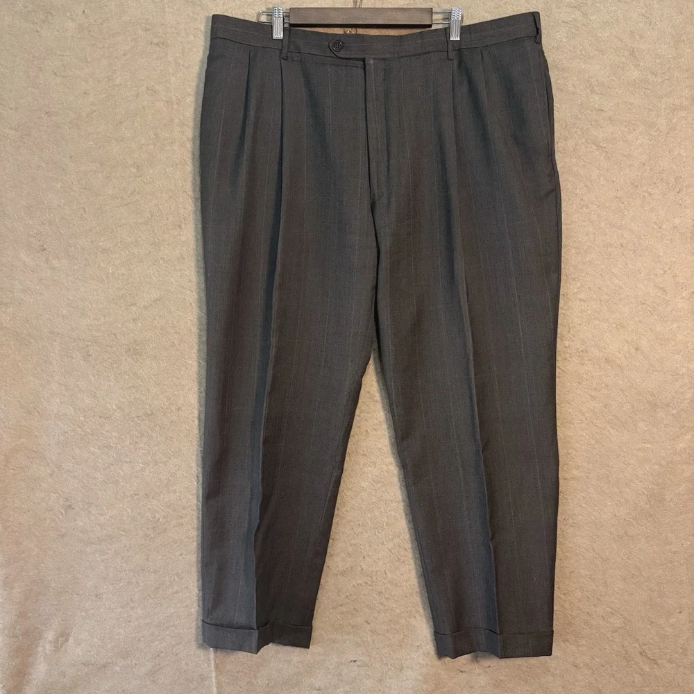 Jos A Bank Wool Suit Men 50R (52